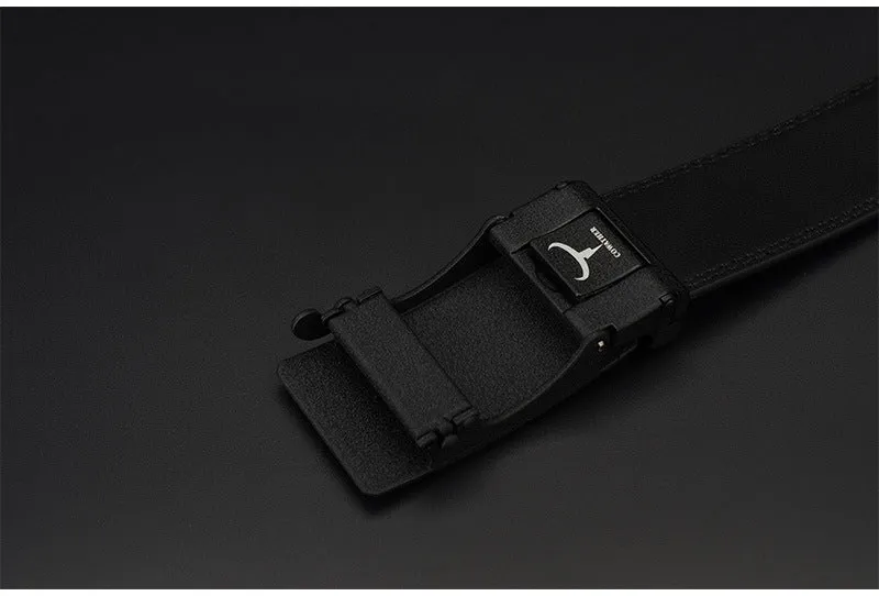 Dynamic buckle leather belt belt